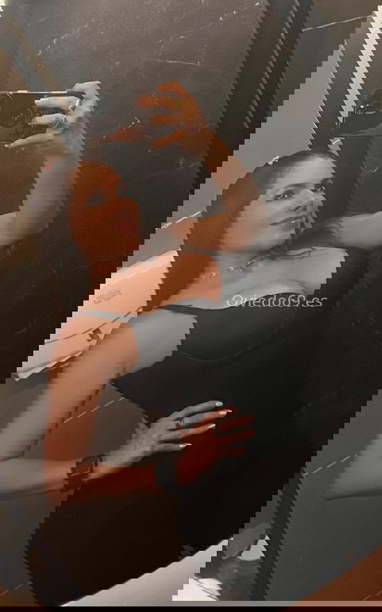 Cristina, joven venezolana . 643392346. Citas en OVIEDO, OVIEDO. www.oviedo69.es.