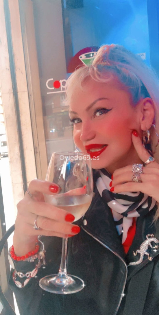 Raquel, madurita trans colombiana . 623234504. Citas en OVIEDO, OVIEDO. www.oviedo69.es.
