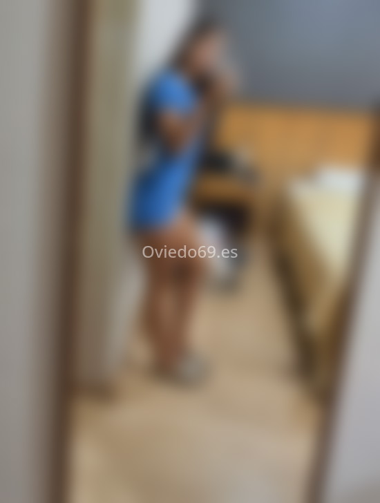 Sofía, brasileña de 22 años. 613477874. Citas en OVIEDO, OVIEDO. www.oviedo69.es.