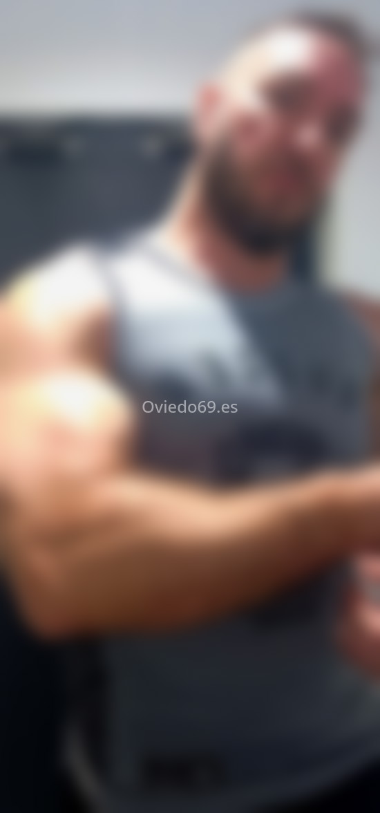 Chico pro fitness de paso la ciudad. 603897404. Citas en OVIEDO, OVIEDO. www.oviedo69.es.
