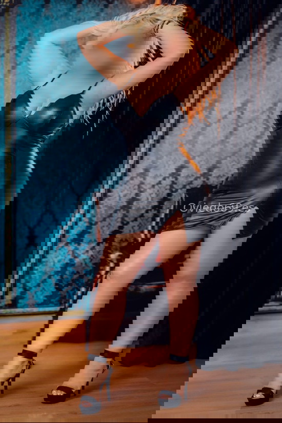 Natalia, colombiana muy simpática. 687275518. Citas en OVIEDO, OVIEDO. www.oviedo69.es.