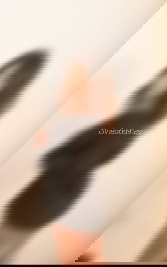 Bruna, chica brasileña. 687055624. Citas en OVIEDO, OVIEDO. www.oviedo69.es.