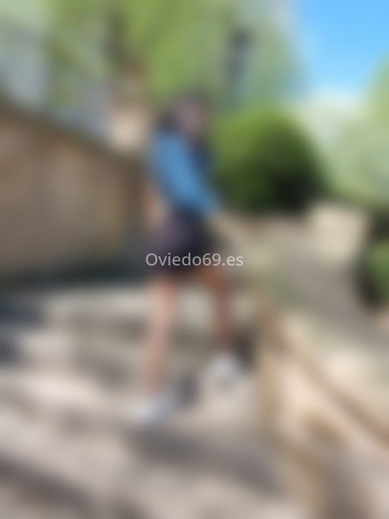 Laura, joven latina, delgada y bonita. 642650734. Citas en OVIEDO, OVIEDO. www.oviedo69.es.