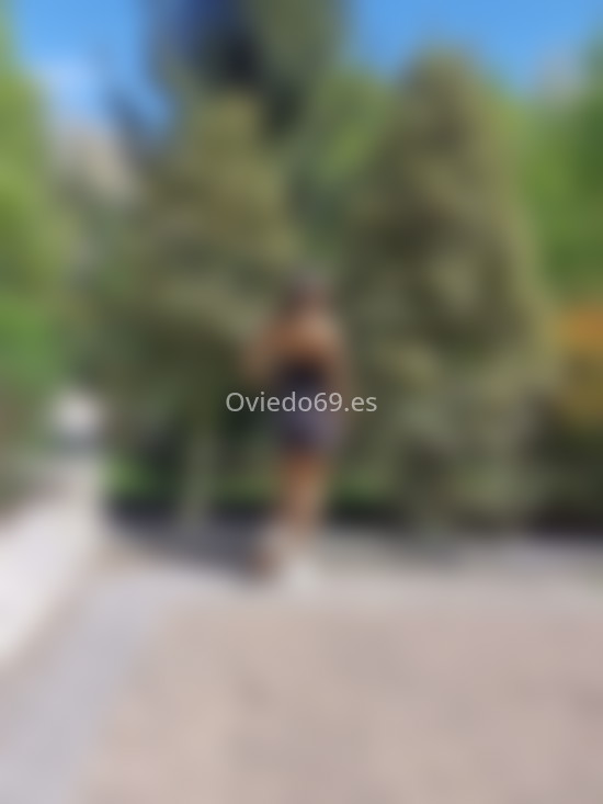 Laura, joven latina, delgada y bonita. 642650734. Citas en OVIEDO, OVIEDO. www.oviedo69.es.