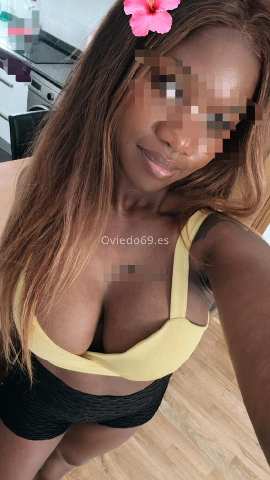 Nairoby, morena latina. 631622668. Citas en OVIEDO, OVIEDO. www.oviedo69.es.