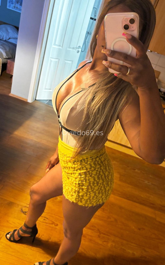 Nairoby, morena latina. 631622668. Citas en OVIEDO, OVIEDO. www.oviedo69.es.