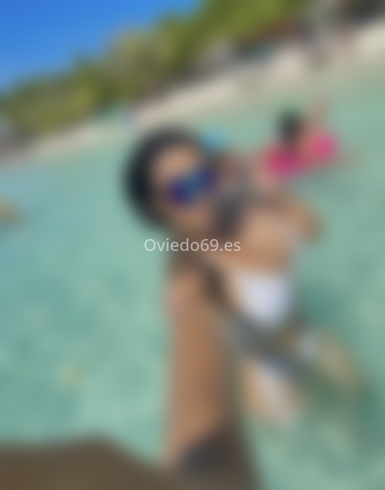 Kendra, latina jovencita . 695992600. Citas en OVIEDO, OVIEDO. www.oviedo69.es.