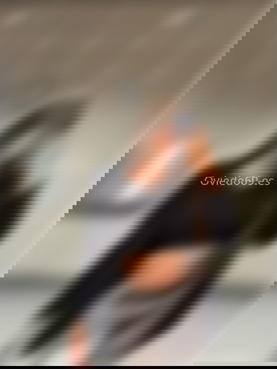 Sirena, chica colombiana . 643311002. Citas en OVIEDO, OVIEDO. www.oviedo69.es.