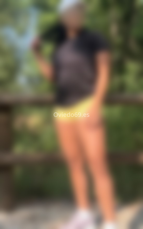 Zoe, colombiana de visita por la ciudad. 631651363. Citas en OVIEDO, OVIEDO. www.oviedo69.es.