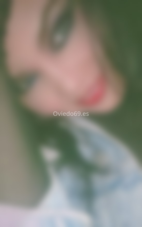 Cristal, colombiana de ojos claros. 662567868. Citas en OVIEDO, OVIEDO. www.oviedo69.es.