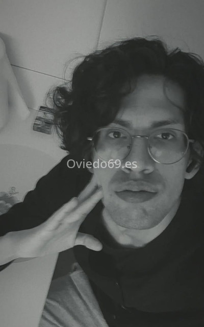 Diego, simpático latino de paso por aquí. 632927975. Citas en OVIEDO, OVIEDO. www.oviedo69.es.