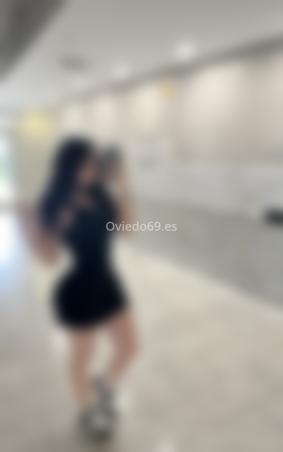 Mia, colombiana de 25 años. 602453878. Citas en OVIEDO, OVIEDO. www.oviedo69.es.