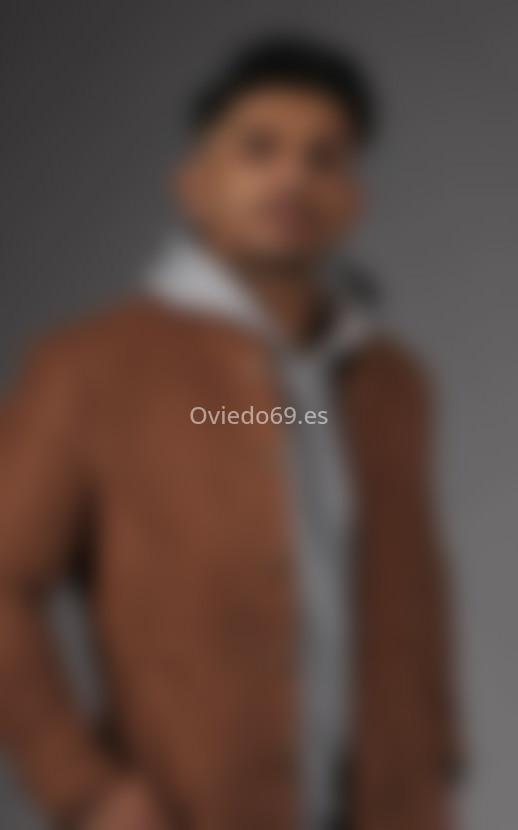 Emiliano, colombiano. 605287752. Citas en OVIEDO, OVIEDO. www.oviedo69.es.