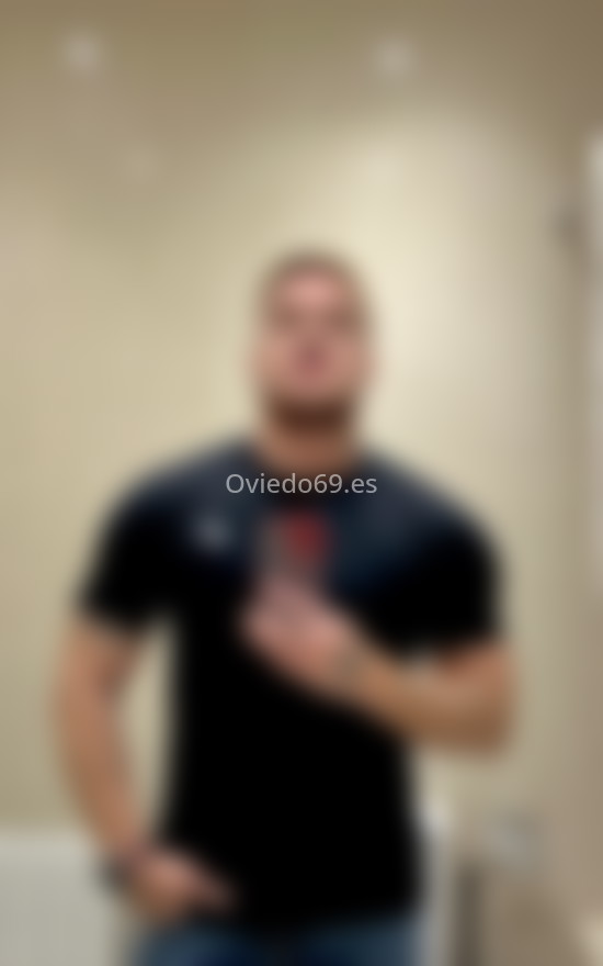 Briam, pelirrojo latino. 624846964. Citas en OVIEDO, OVIEDO. www.oviedo69.es.