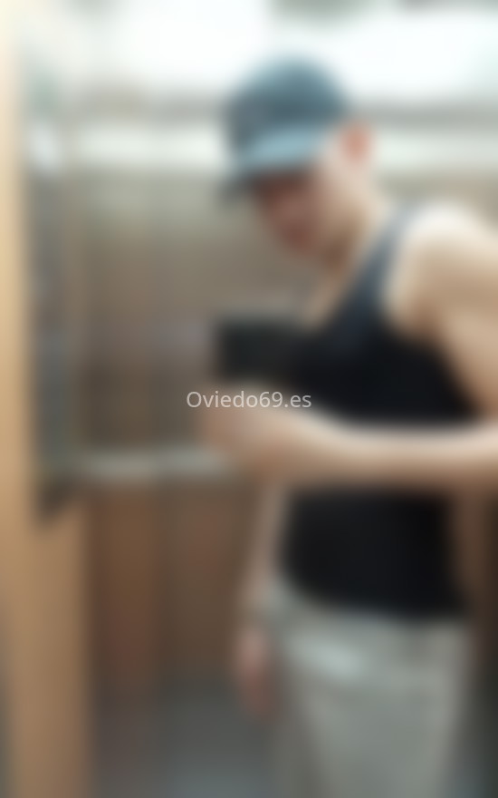 Stefano, joven venezolano. 641702687. Citas en OVIEDO, OVIEDO. www.oviedo69.es.