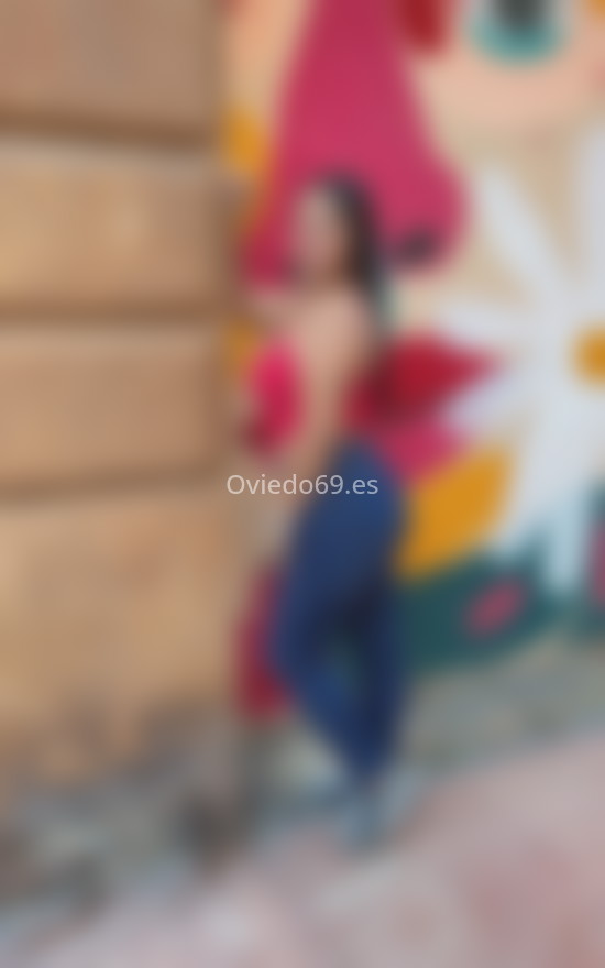 Karla, chica dulce, amable y cariñosa. 642550587. Citas en OVIEDO, OVIEDO. www.oviedo69.es.