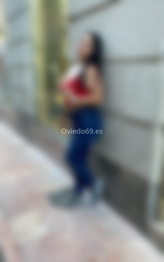 Karla, chica dulce, amable y cariñosa. 642550587. Citas en OVIEDO, OVIEDO. www.oviedo69.es.
