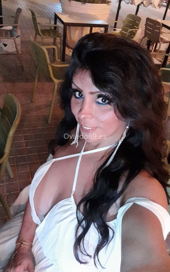 Elecktra, mujer trans enrollada. 672991788. Citas en OVIEDO, OVIEDO. www.oviedo69.es.