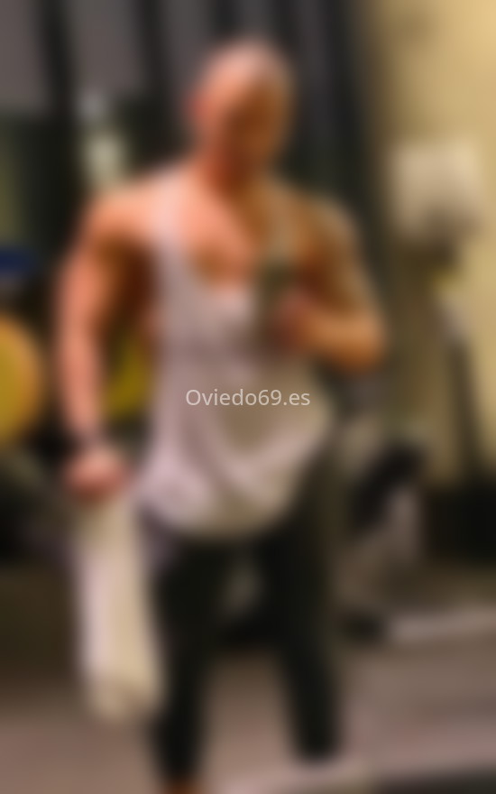 Alexandro, colombiano fitness. 631171546. Citas en OVIEDO, OVIEDO. www.oviedo69.es.