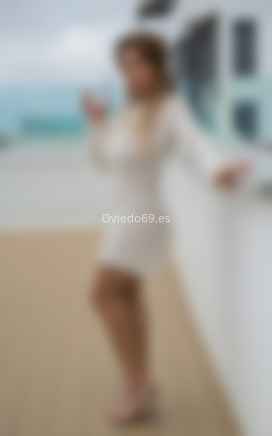 Flor, mujer encantadora y enrollada. 642865107. Citas en OVIEDO, OVIEDO. www.oviedo69.es.