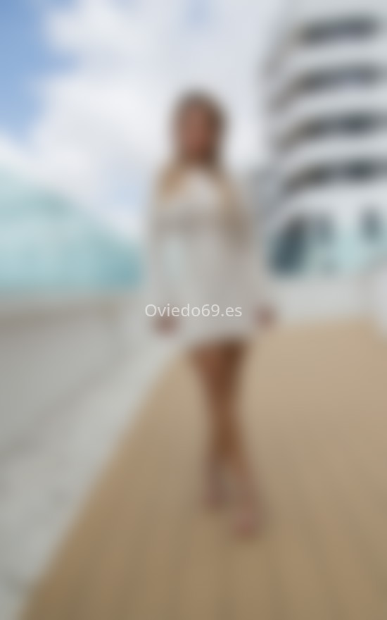 Flor, mujer encantadora y enrollada. 642865107. Citas en OVIEDO, OVIEDO. www.oviedo69.es.