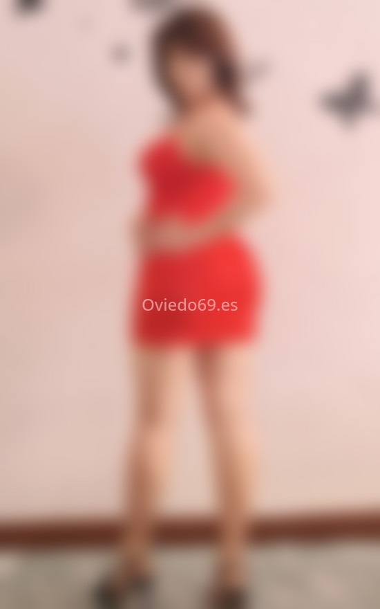 Silvia, mujer brasileña. 632848920. Citas en OVIEDO, OVIEDO. www.oviedo69.es.