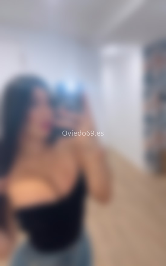 Mia, colombiana de 25 años. 602453878. Citas en OVIEDO, OVIEDO. www.oviedo69.es.