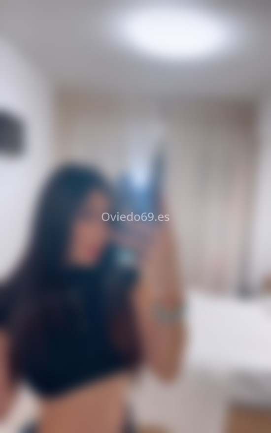 Mia, colombiana de 25 años. 602453878. Citas en OVIEDO, OVIEDO. www.oviedo69.es.