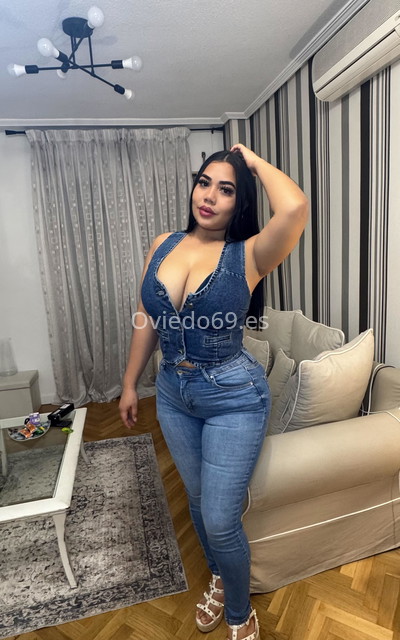 Karen, hermosa colombiana. 613602849. Citas en OVIEDO, OVIEDO. www.oviedo69.es.