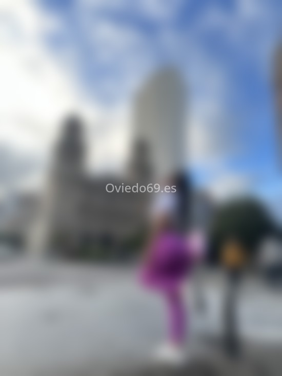 Cloe, joven latina. 634236665. Citas en OVIEDO, OVIEDO. www.oviedo69.es.