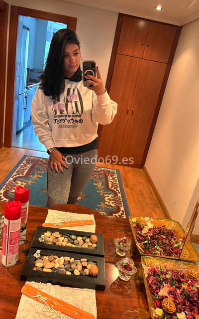 Melissa, joven brasileña . 623371701. Citas en OVIEDO, OVIEDO. www.oviedo69.es.