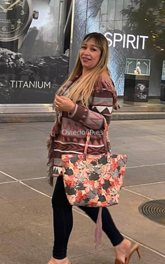 Laura, mujer colombiana . 657175463. Citas en OVIEDO, OVIEDO. www.oviedo69.es.