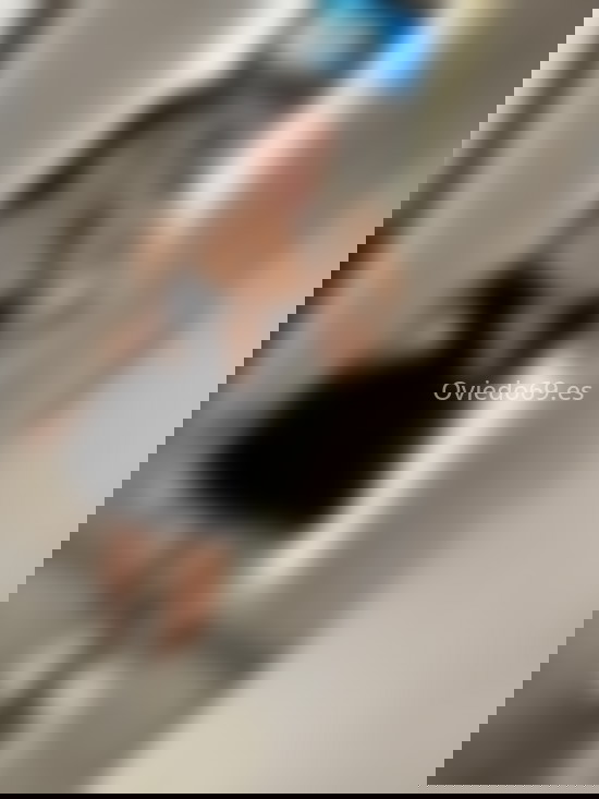 Eva, colombiana jovencita. 693242048. Citas en OVIEDO, OVIEDO. www.oviedo69.es.