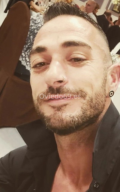 Darío, un chico muy desenfadado. 641131177. Citas en OVIEDO, OVIEDO. www.oviedo69.es.