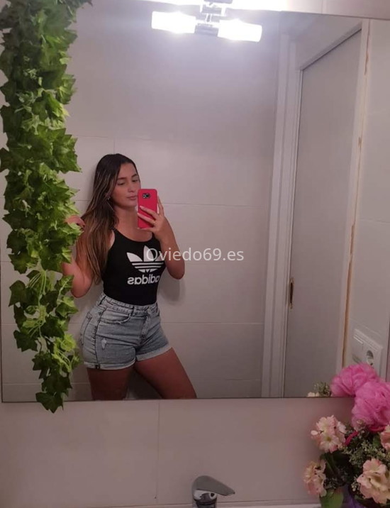 Nicol, encanto de chica recién llegada. 695804279. Citas en OVIEDO, OVIEDO. www.oviedo69.es.