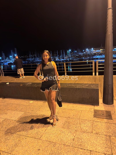 Luisa, una joven muy cercana. 631736164. Citas en OVIEDO, OVIEDO. www.oviedo69.es.